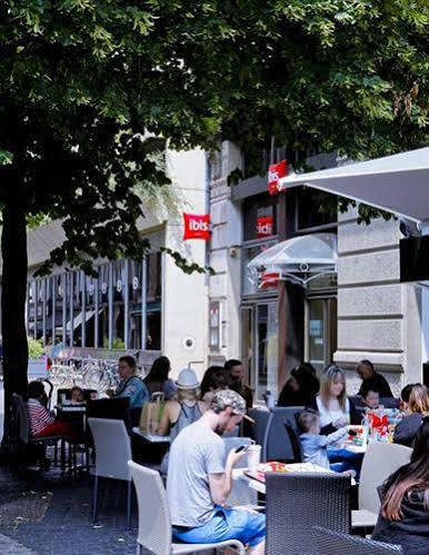 Ibis Centre Bastille Hotel 3*